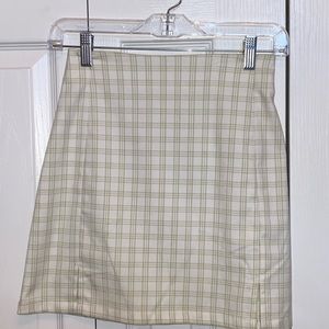 BRANDY MELVILLE SKIRT